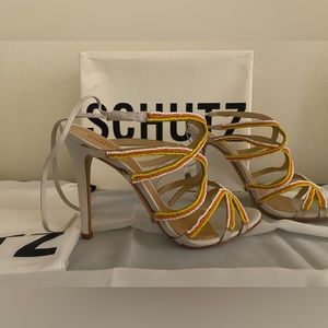 NIB Schutz Meera 9.5 leather beaded heels